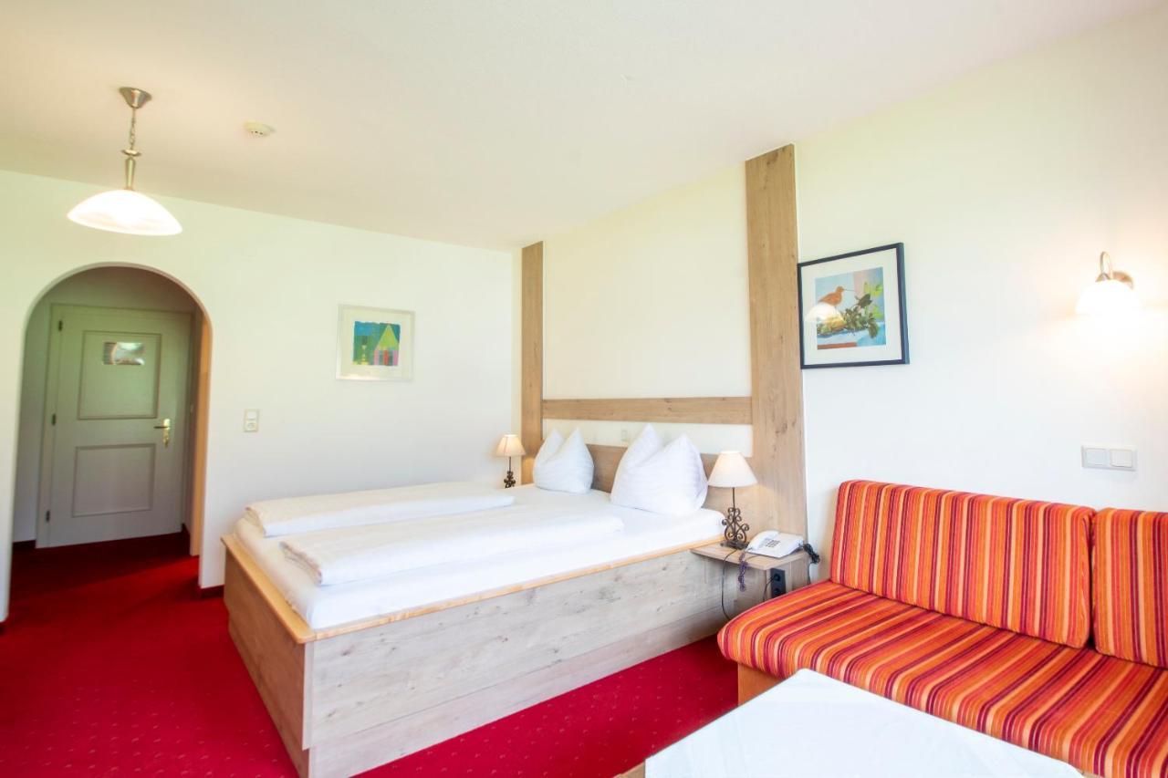 Daskaiser - Dein Gartenhotel In Tirol Hotel 3*